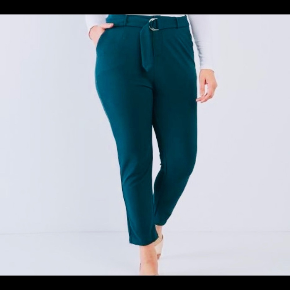SALE!! Plus Size ankle crop trousers